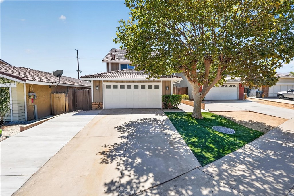 11025 Le Grand Property Photo 1