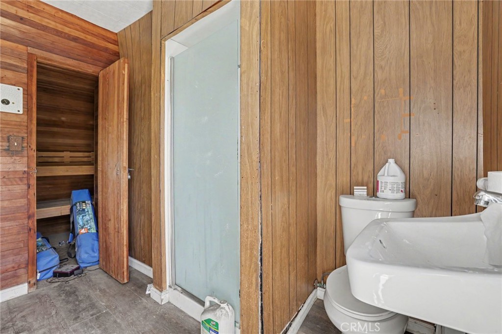 21 E Emerson Avenue Property Photo 12