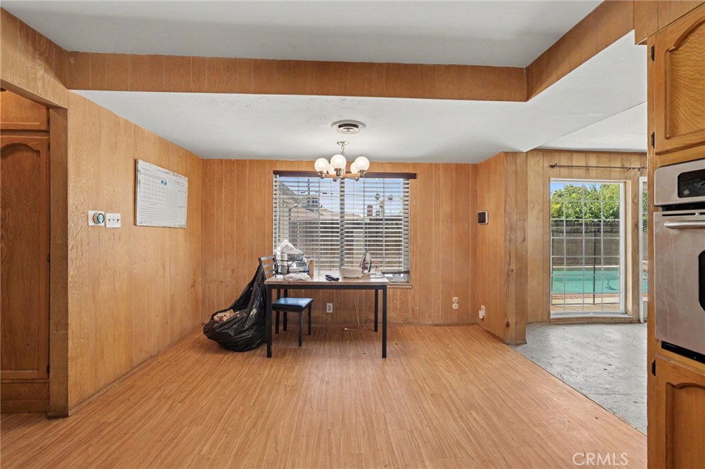 21 E Emerson Avenue Property Photo 16