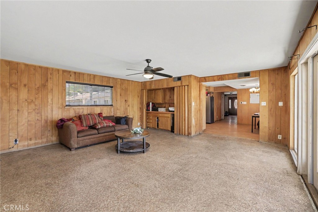 21 E Emerson Avenue Property Photo 17