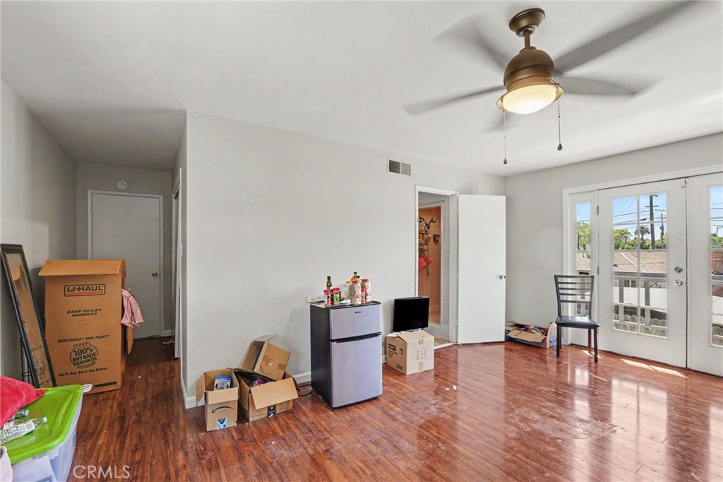 21 E Emerson Avenue Property Photo 33