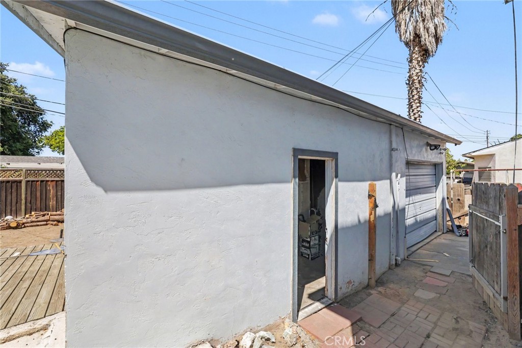 21 E Emerson Avenue Property Photo 37