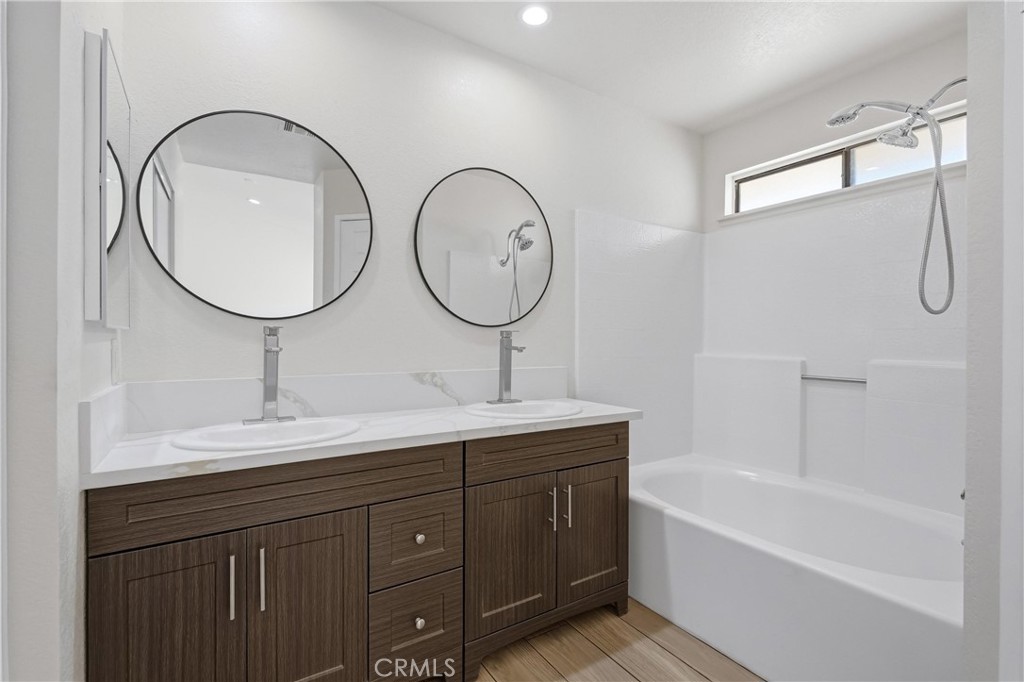 13454 Elm Property Photo 25