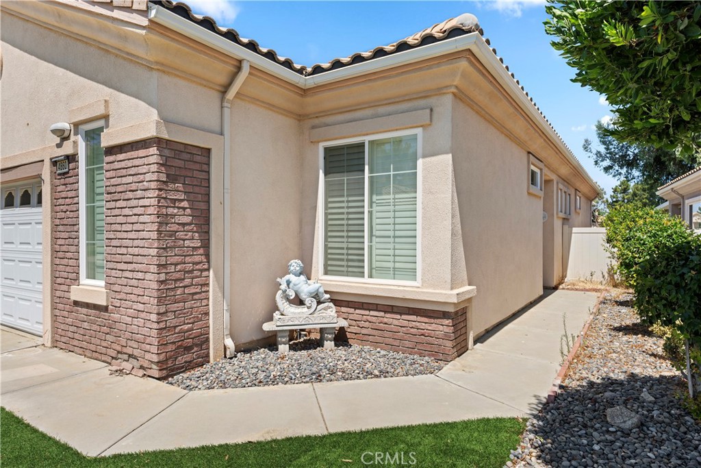 4860 Rolling Hills Property Photo 32