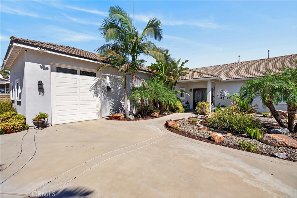 18626 Mariposa Property Photo 4