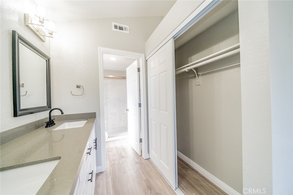827 S Tamarisk Avenue Property Photo 25