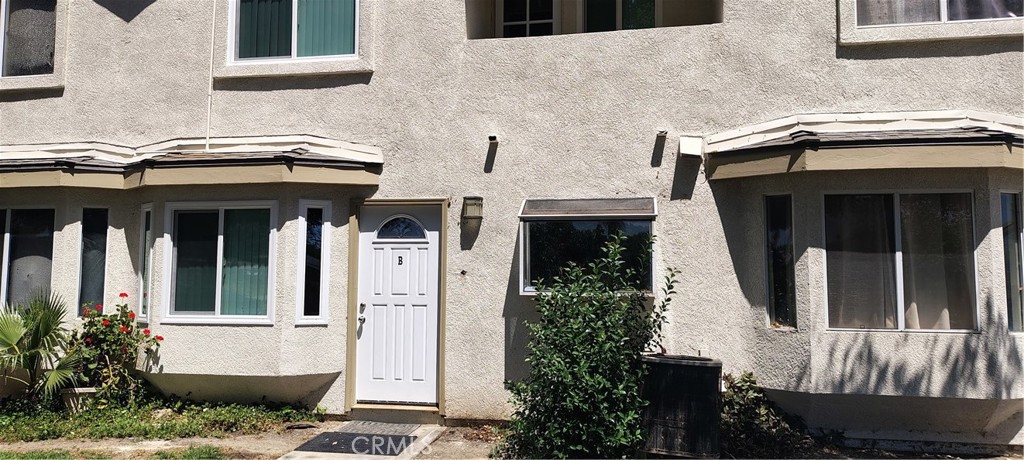 1425 S White B Property Photo 4