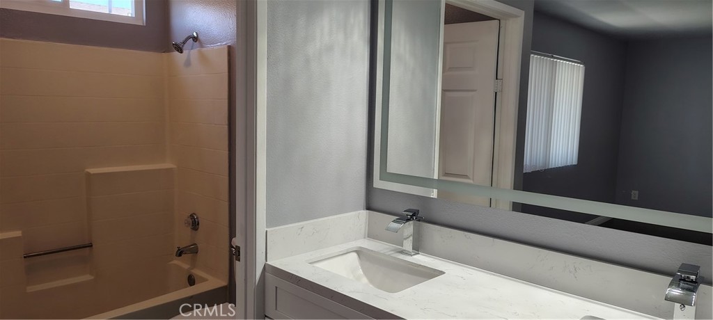 1425 S White B Property Photo 15