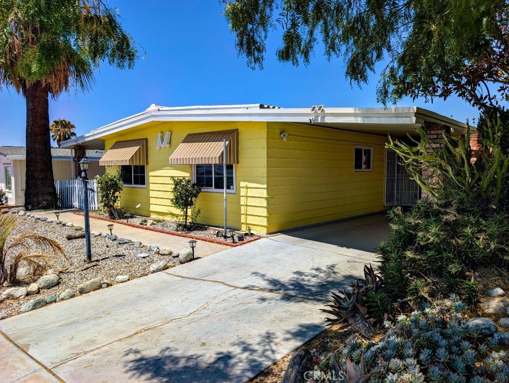 10213 Overland Property Photo 6