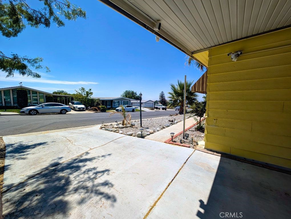 10213 Overland Property Photo 8