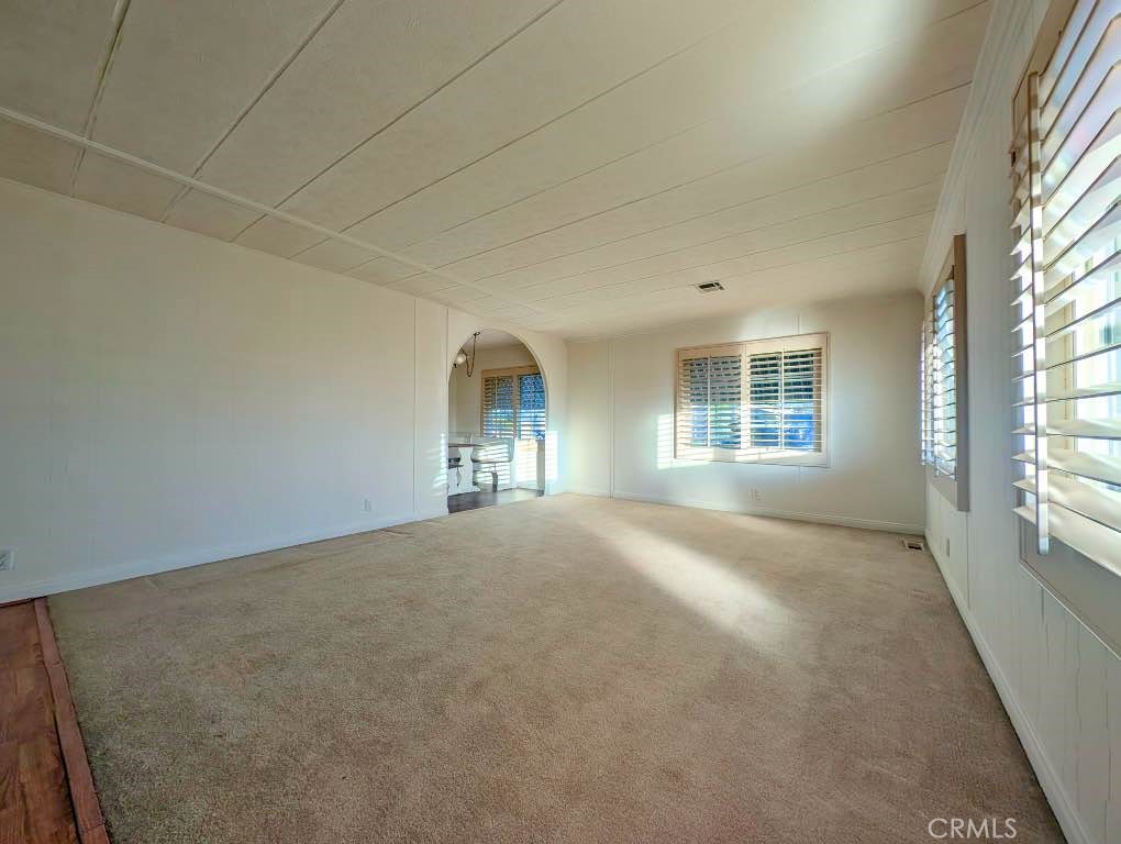 10213 Overland Property Photo 12