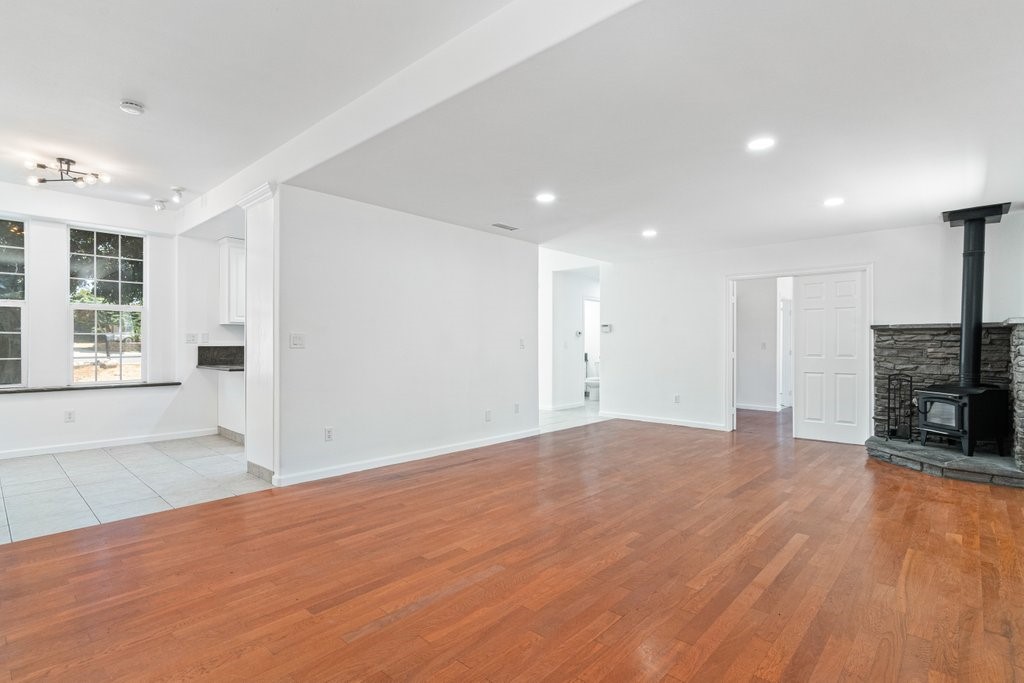 205 Waring Property Photo 2