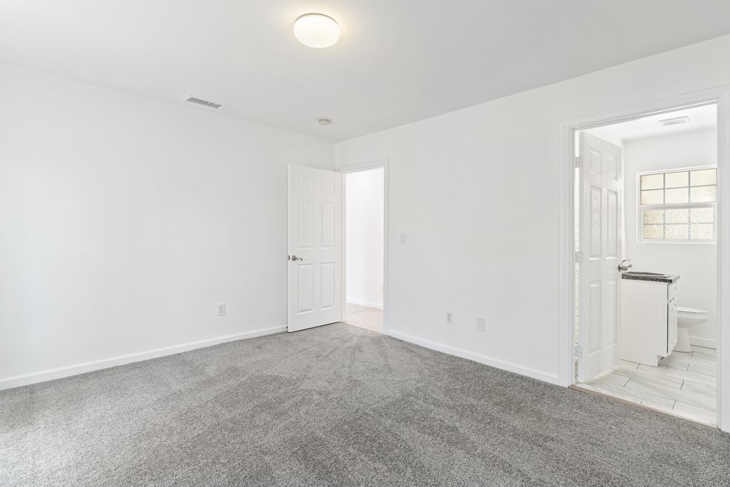 205 Waring Property Photo 13