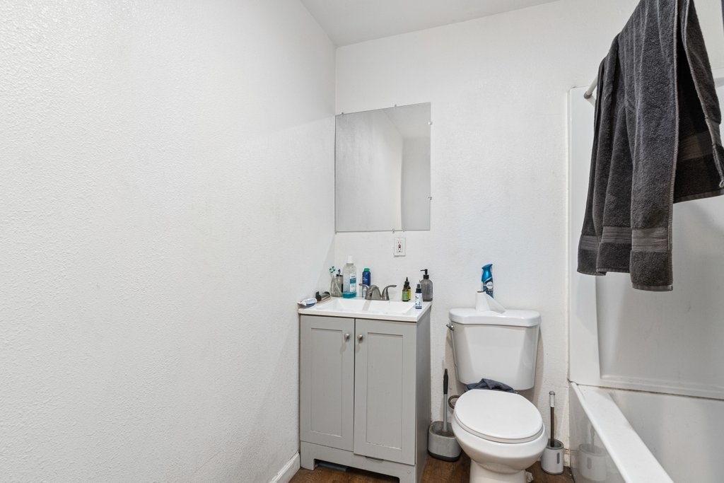 205 Waring Property Photo 18