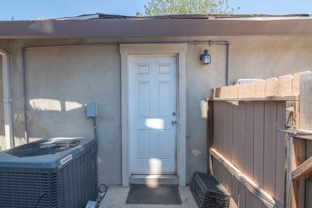 205 Waring Property Photo 25
