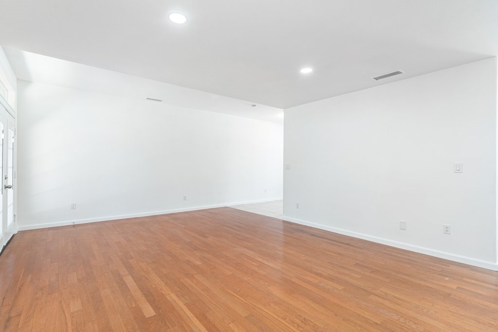 205 Waring Property Photo 29