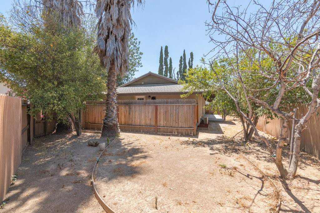 205 Waring Property Photo 38