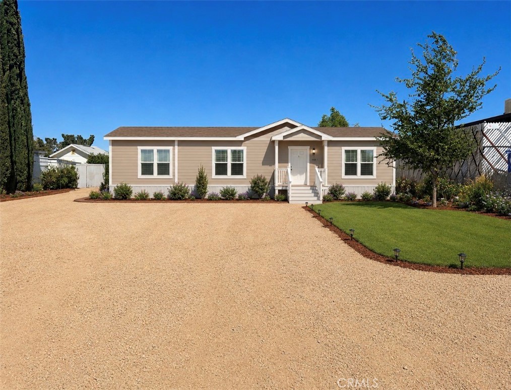 14005 Victoria Drive Property Photo 1