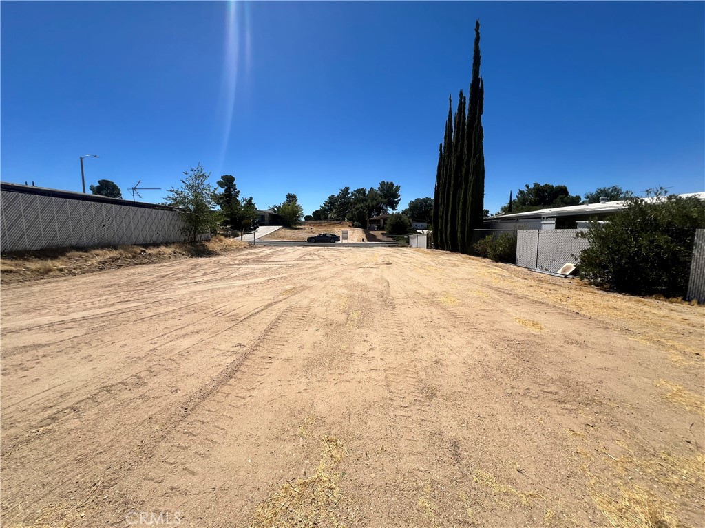 14005 Victoria Drive Property Photo 4
