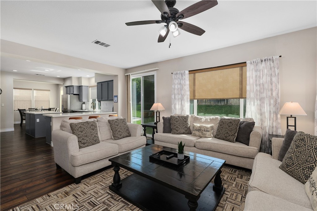 14458 Leeward Way Property Photo 4