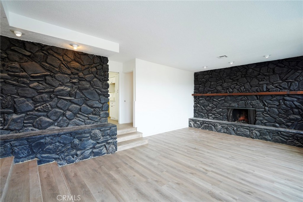 6304 Riley Property Photo 4