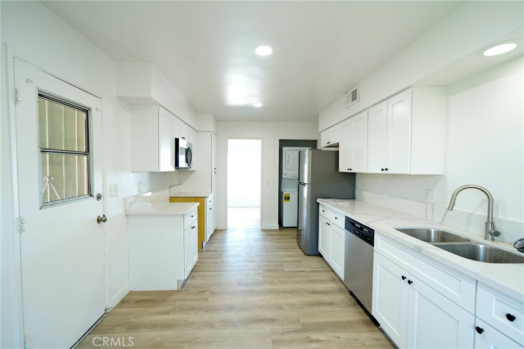 6304 Riley Property Photo 5