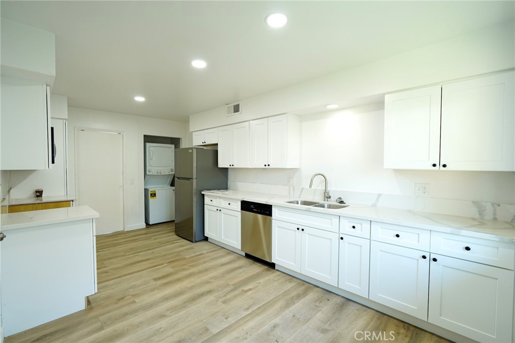 6304 Riley Property Photo 8