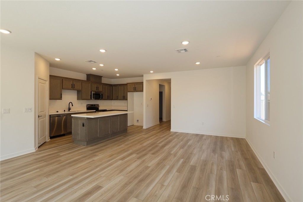 1343 Mahogany Street Property Photo 3
