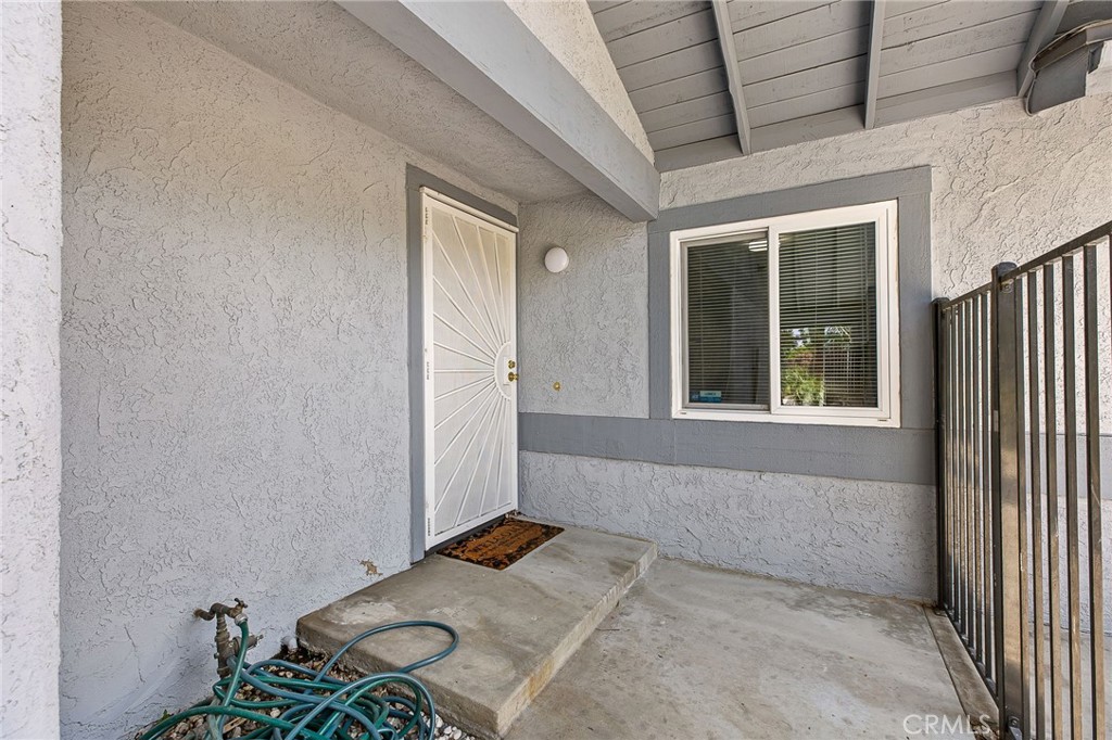 2132 Trafalgar Property Photo 11