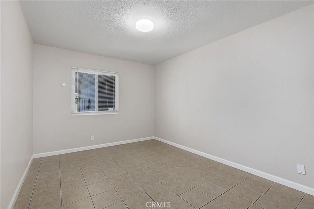 2132 Trafalgar Property Photo 33