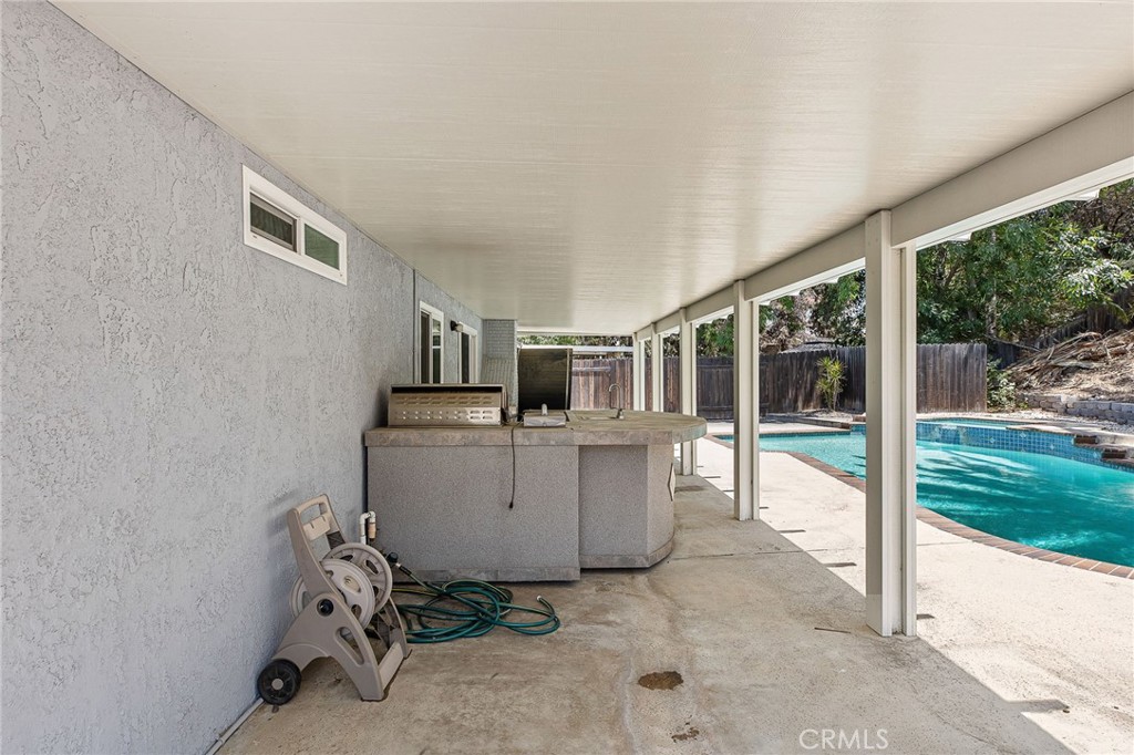2132 Trafalgar Property Photo 41