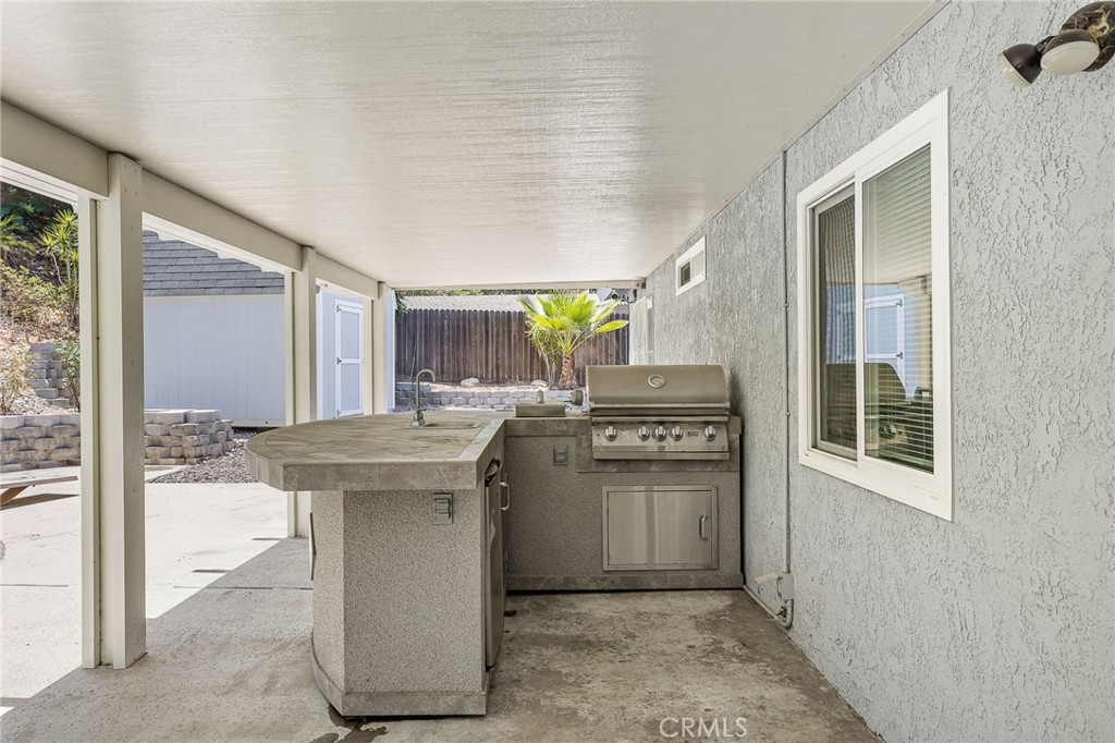 2132 Trafalgar Property Photo 43