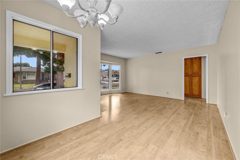 4818 Premiere Avenue Property Photo 11