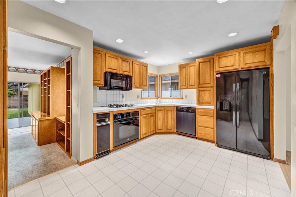 4818 Premiere Avenue Property Photo 18