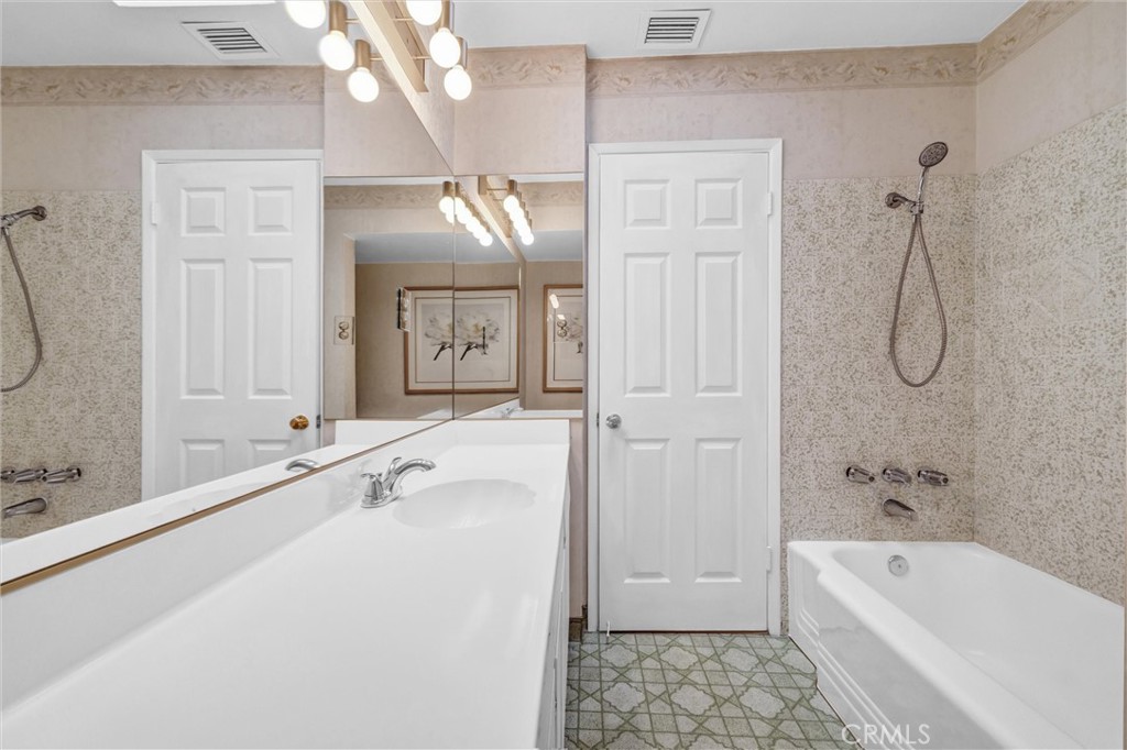 4818 Premiere Avenue Property Photo 19
