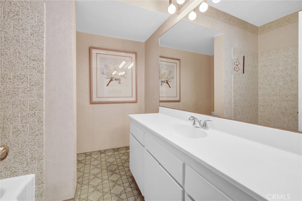 4818 Premiere Avenue Property Photo 21