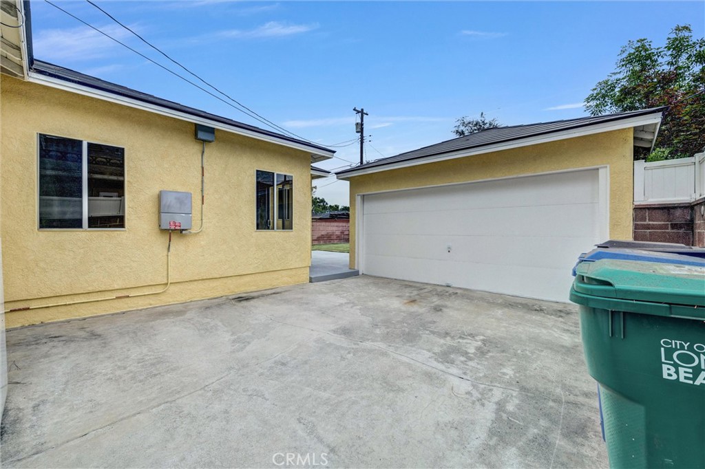 4818 Premiere Avenue Property Photo 42