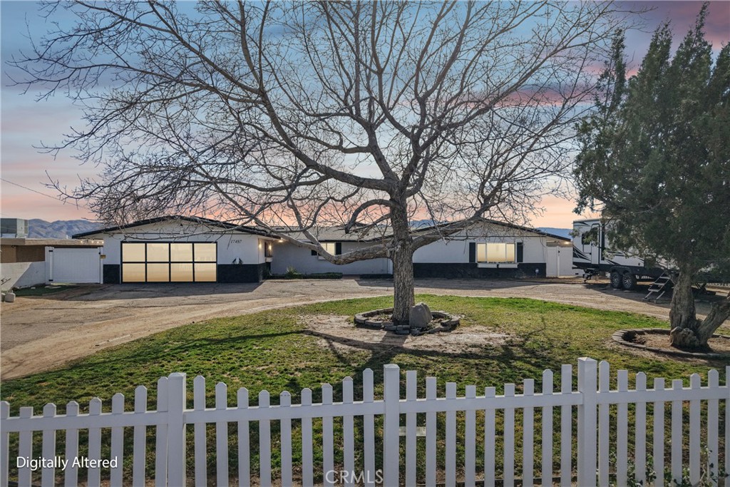 17487 Aspen Property Photo 5