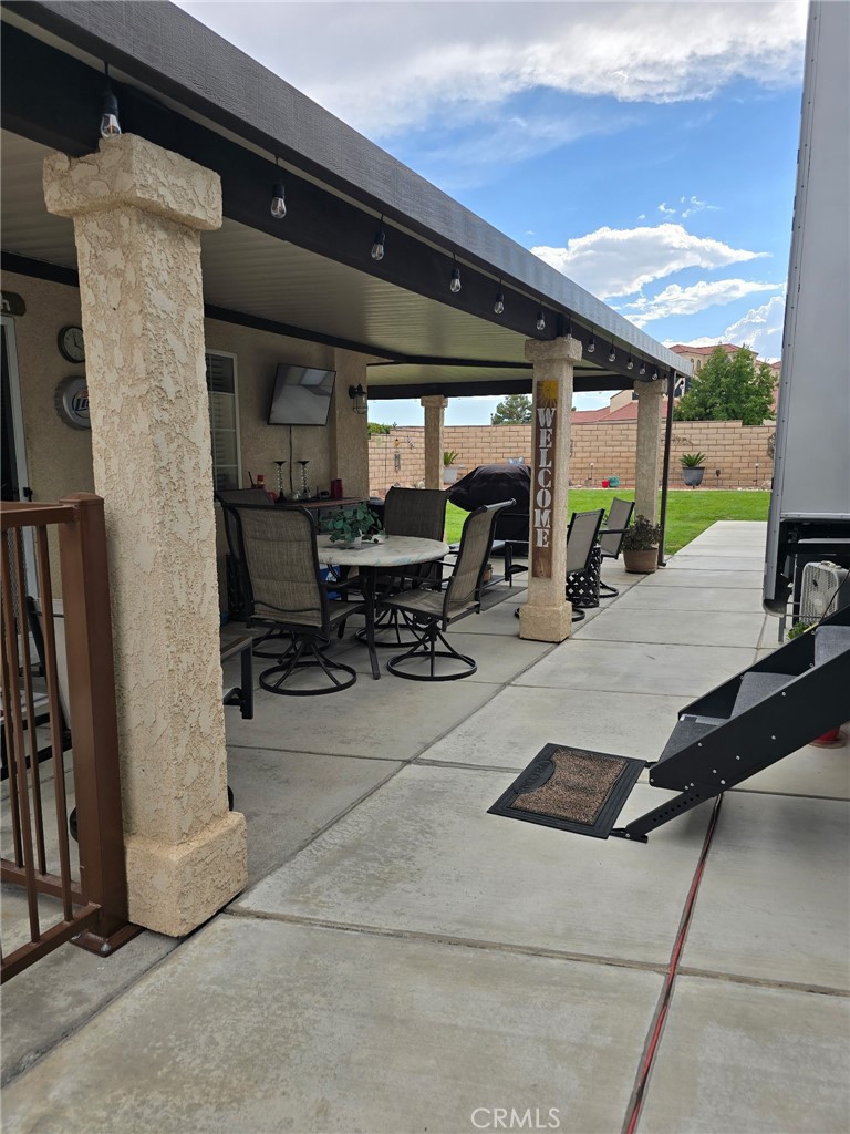 11570 Wedgewood Property Photo 4