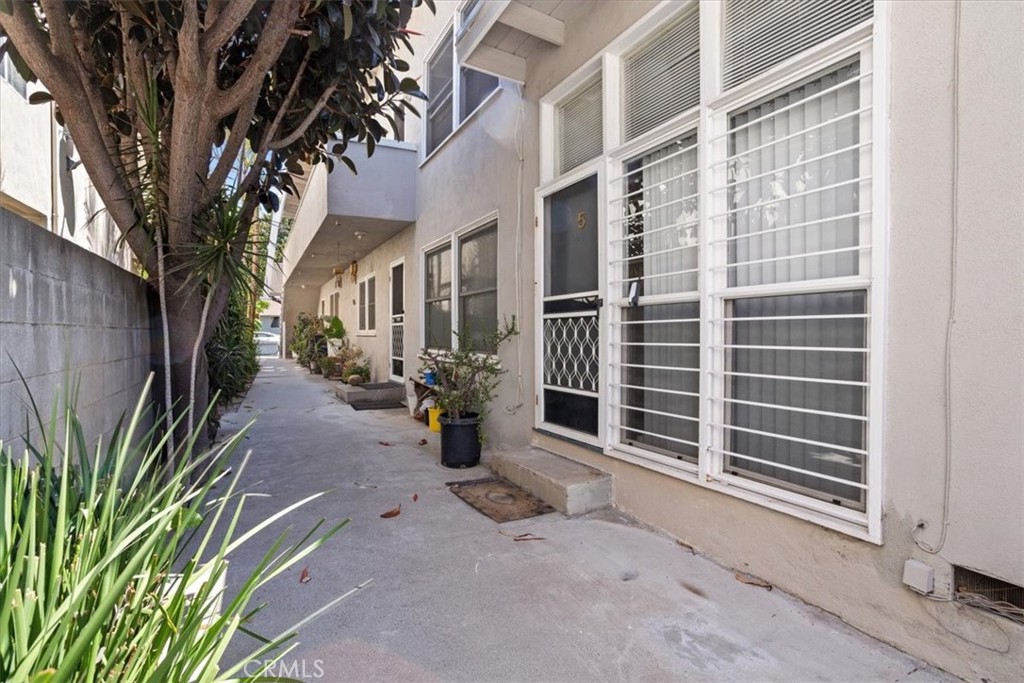 1646 Berkeley Property Photo 2