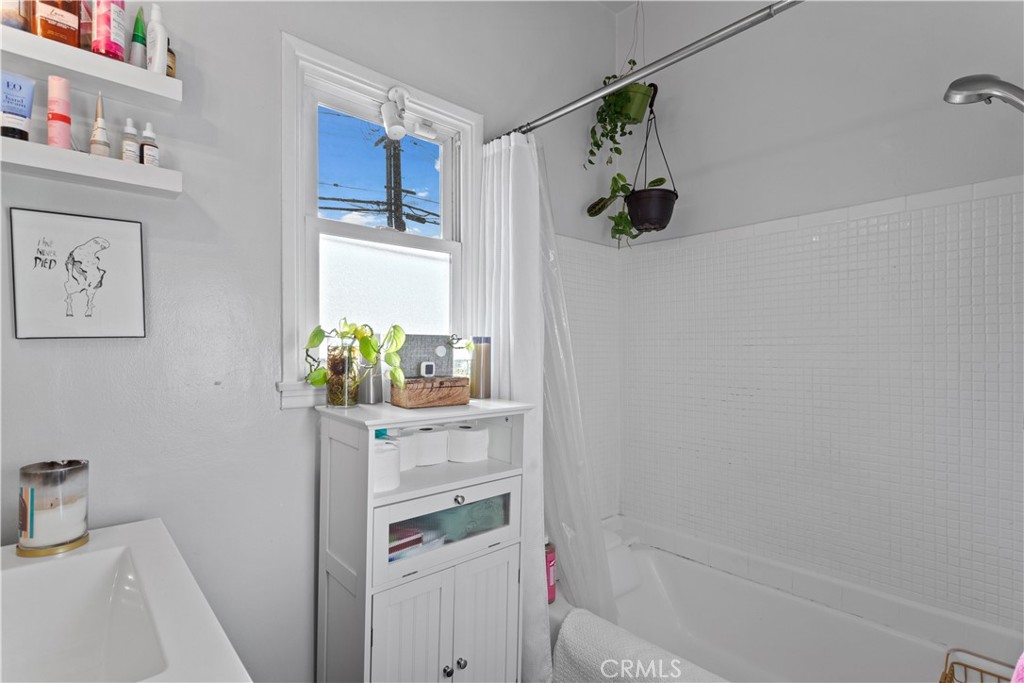 1646 Berkeley Property Photo 16