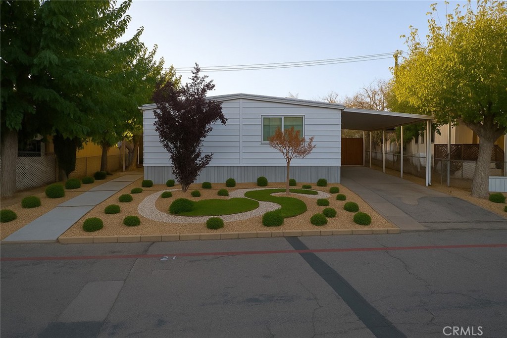 9426 Tamarisk 21 Property Photo 1