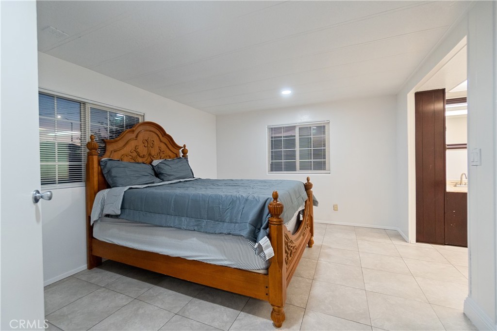 9426 Tamarisk 21 Property Photo 28