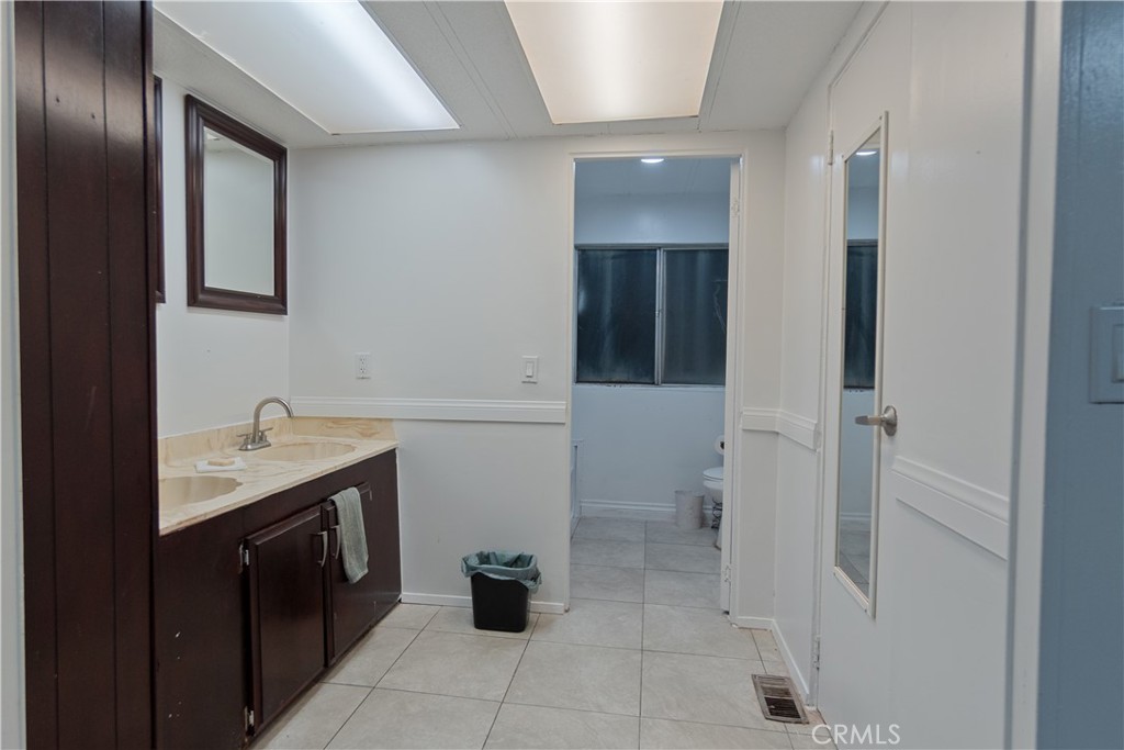 9426 Tamarisk 21 Property Photo 30