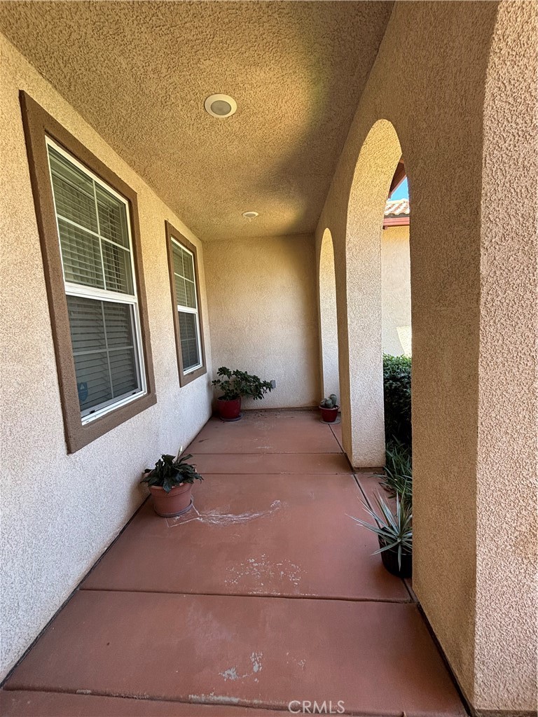 28425 Crispin Property Photo 4