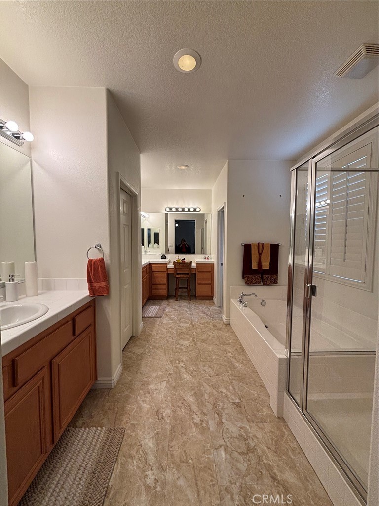 28425 Crispin Property Photo 18