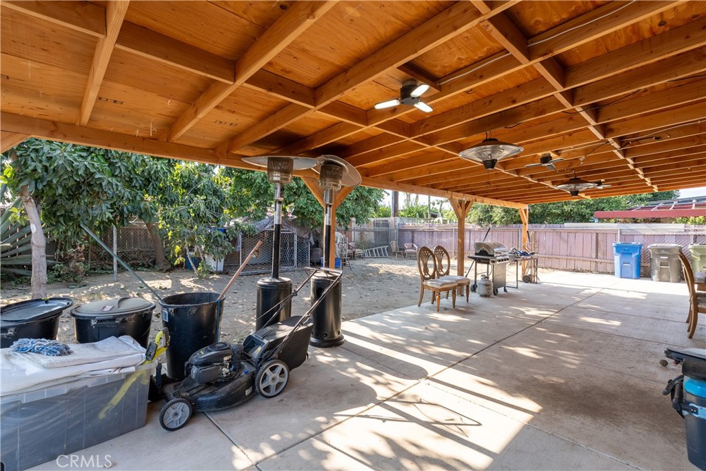 1646 S Monterey Property Photo 17