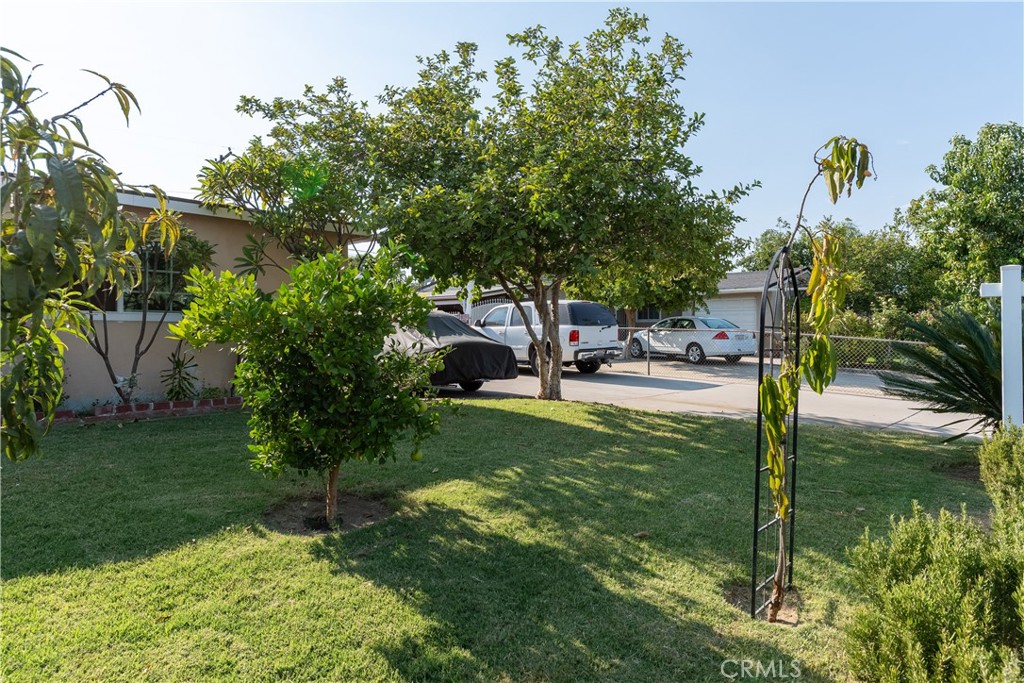 1646 S Monterey Property Photo 27