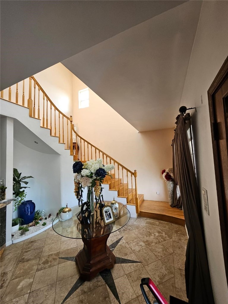 1117 E 65th Property Photo 37