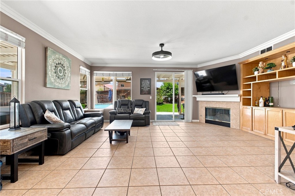 25075 Bonnet Circle Property Photo 6